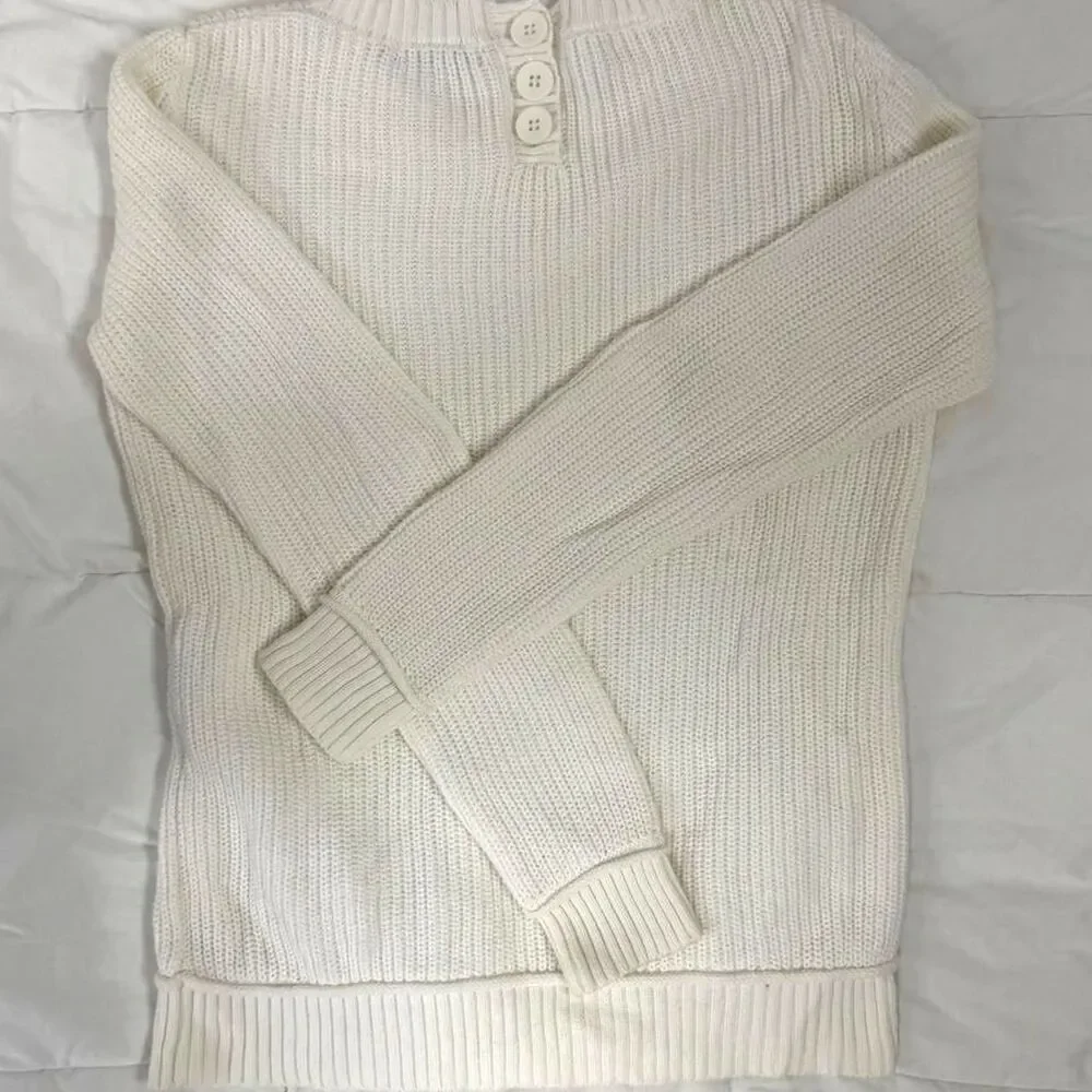 Tyler Boe Ivory Ribbed Crewneck Sweater XS Button Back Cream Knit